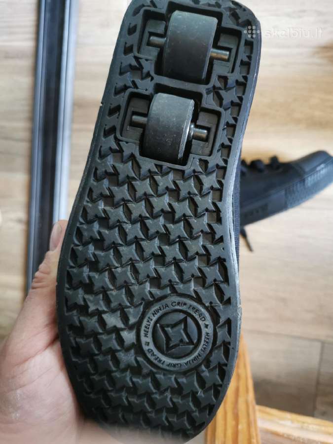 Batai, riedučiai Heelys - nuotraukos Nr. 2