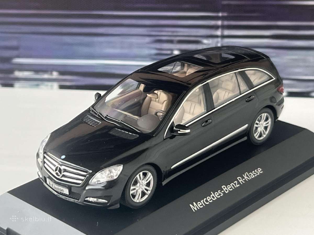 Mercedes Benz R W251 1:43
