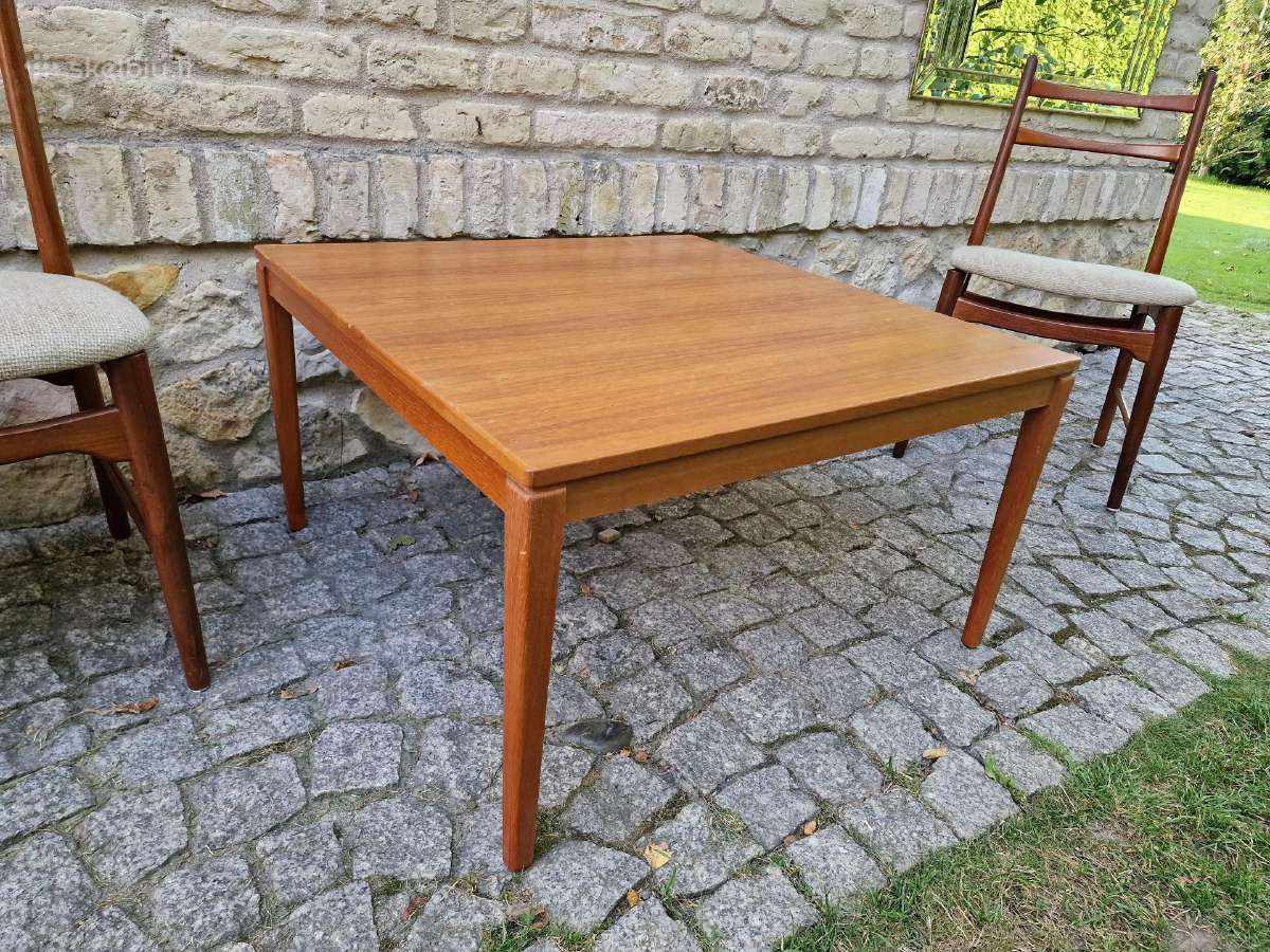Vintažinis mid century tikmedžio kavos staliukas