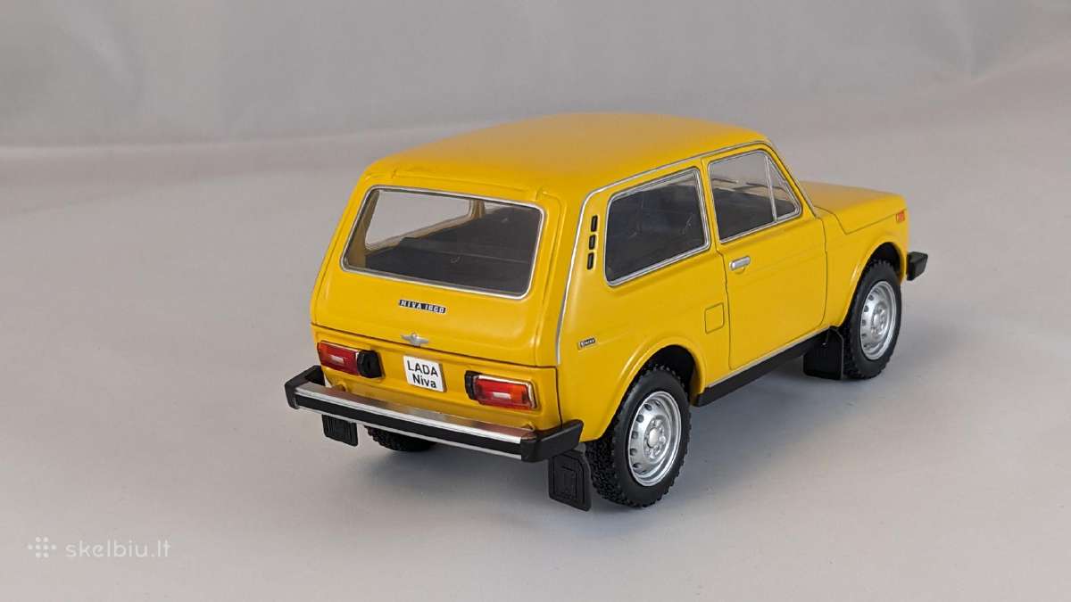 1/24 modeliukas Lada 2121 Niva 1977 - nuotraukos Nr. 4