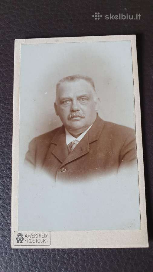 Sena nuotrauka
