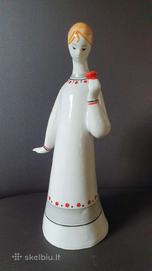 Porceliano statulėlė