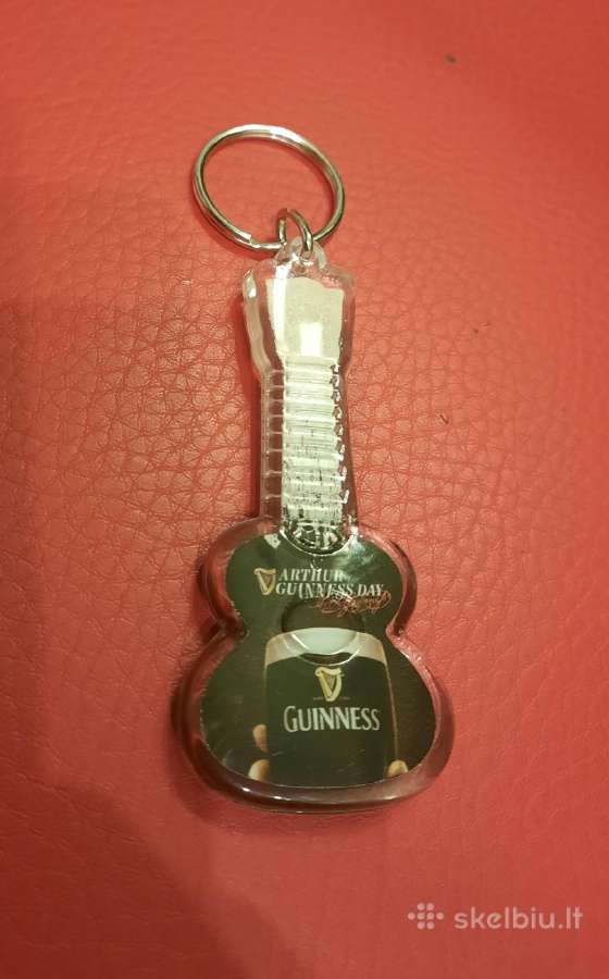 13. Raktų pakabukas Guinness