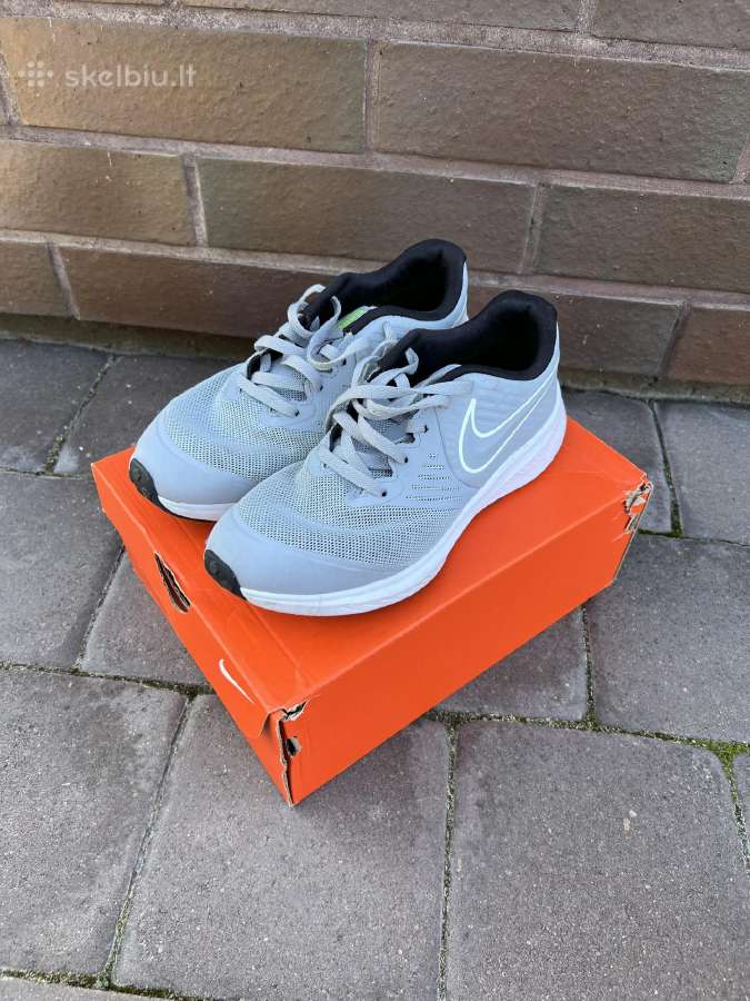 Nike bėgimo bateliai 35,5 dydis