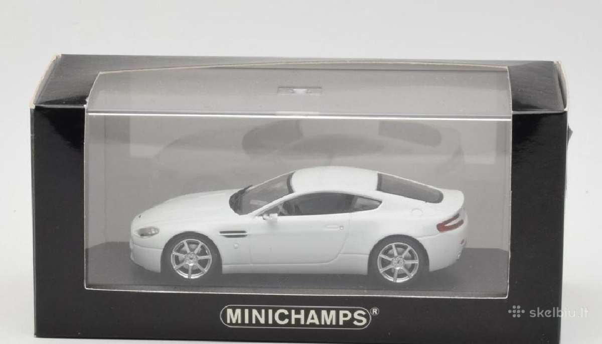 Aston Martin V8