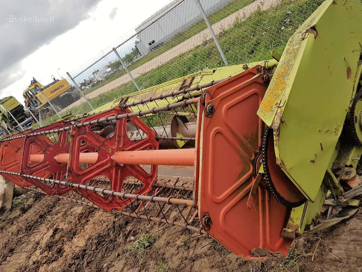 Kombainas Claas Dominator 106 ardomas dalimis - nuotraukos Nr. 7