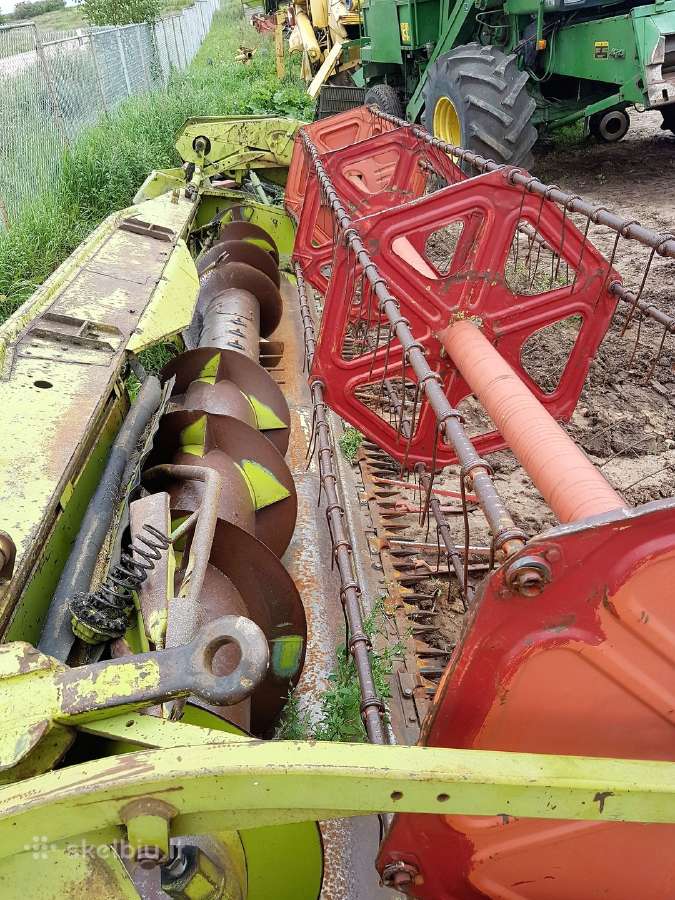 Kombainas Claas Dominator 106 ardomas dalimis - nuotraukos Nr. 8