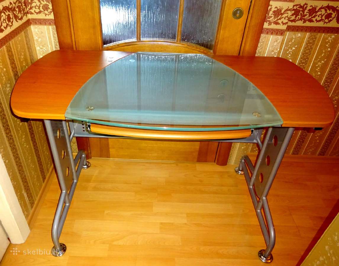 Rašomasis stalas