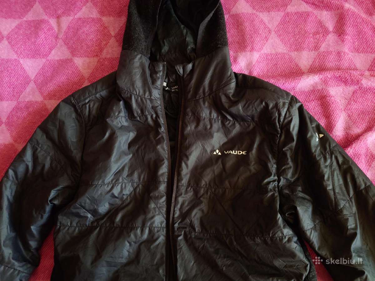 Vyriška Vaude firmos striukė L XL.