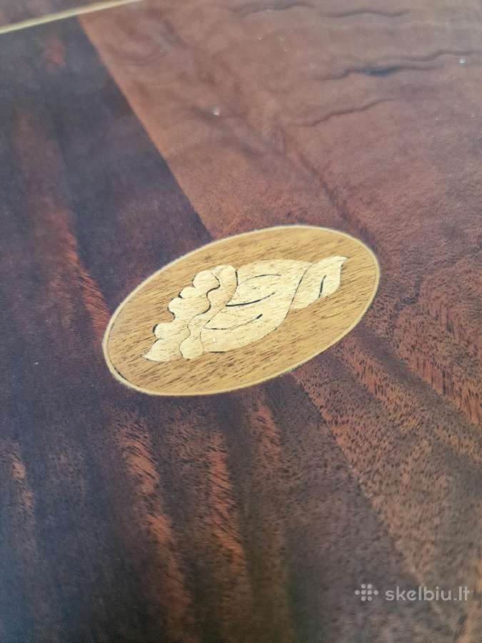 Vintažiniai mid century raudonmedžio staliukai - nuotraukos Nr. 4