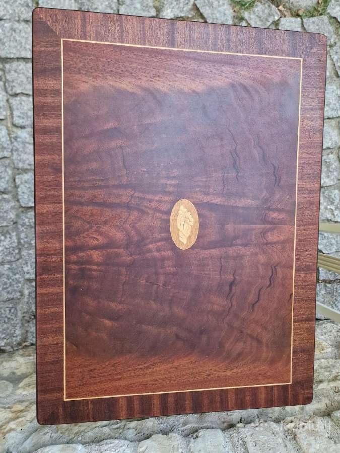 Vintažiniai mid century raudonmedžio staliukai - nuotraukos Nr. 25