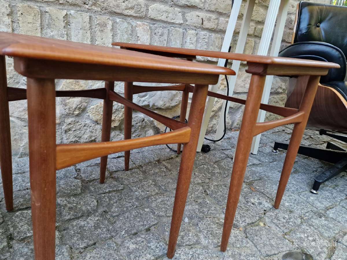 Vintažiniai mid century tikmedžio staliukai - nuotraukos Nr. 13