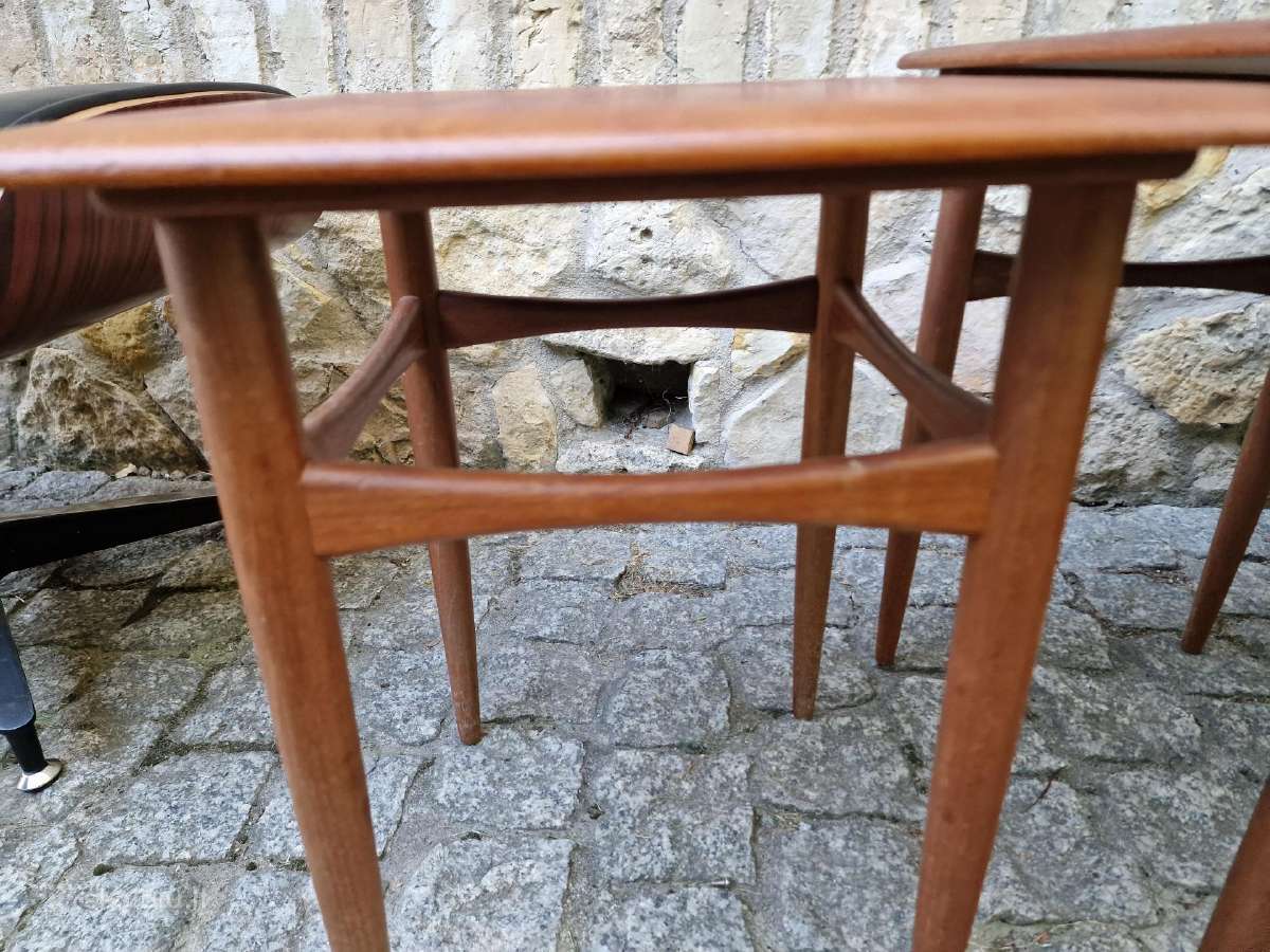 Vintažiniai mid century tikmedžio staliukai - nuotraukos Nr. 14