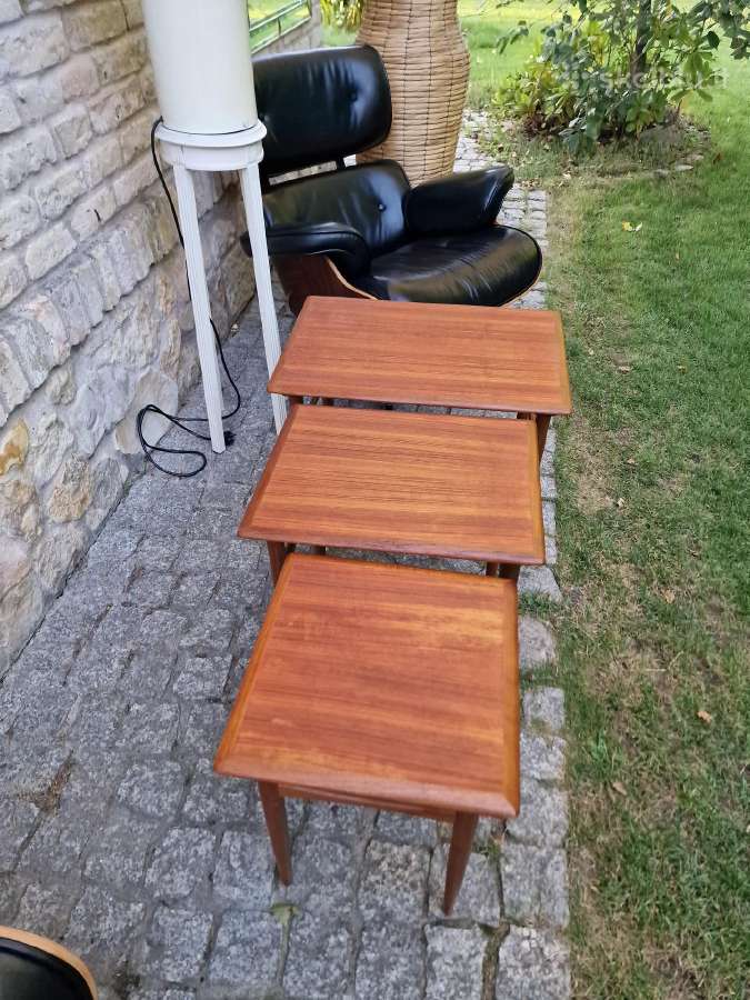 Vintažiniai mid century tikmedžio staliukai - nuotraukos Nr. 16