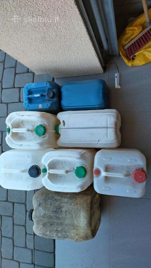 Plastikinės talpos