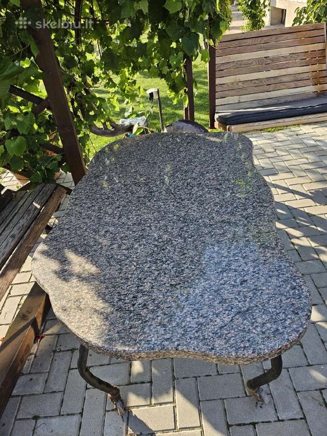 Lauko stalas iš natūralaus akmens metalinėmis kojo - nuotraukos Nr. 2