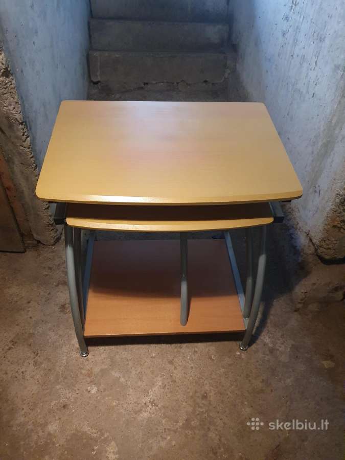 Puikus rašomasis stalas
