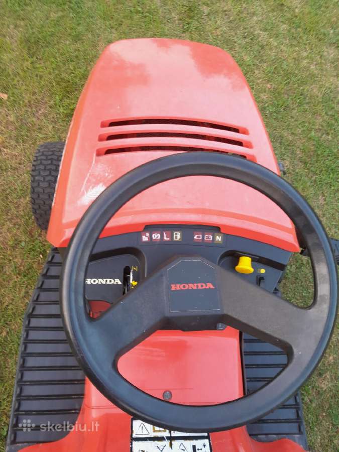 Honda Hf2216 H Sodo Traktoriukas žoliapjovė - nuotraukos Nr. 12