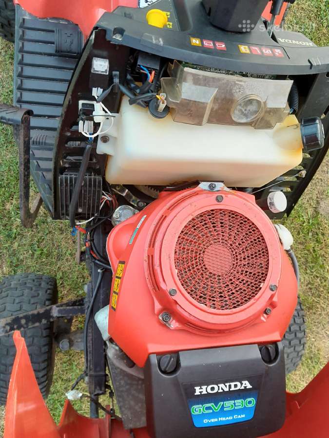 Honda Hf2216 H Sodo Traktoriukas žoliapjovė - nuotraukos Nr. 15