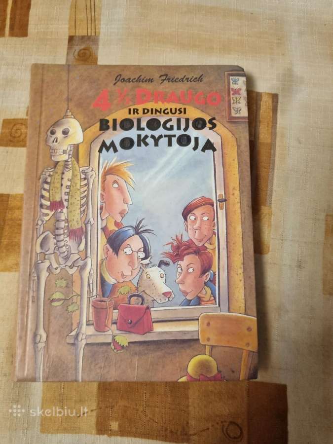 4,5 draugo ir dingusi biologijos mokytoja