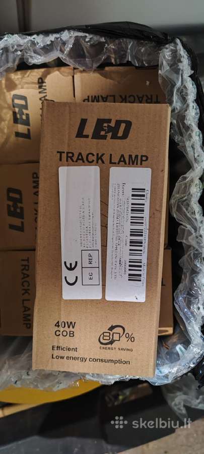 LED lempos kryptiniai šviestuvai