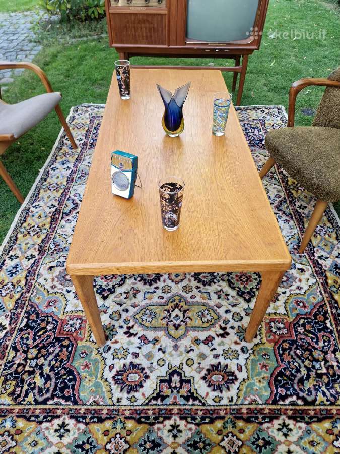 Vintažinis mid century ąžuolinis kavos staliukas