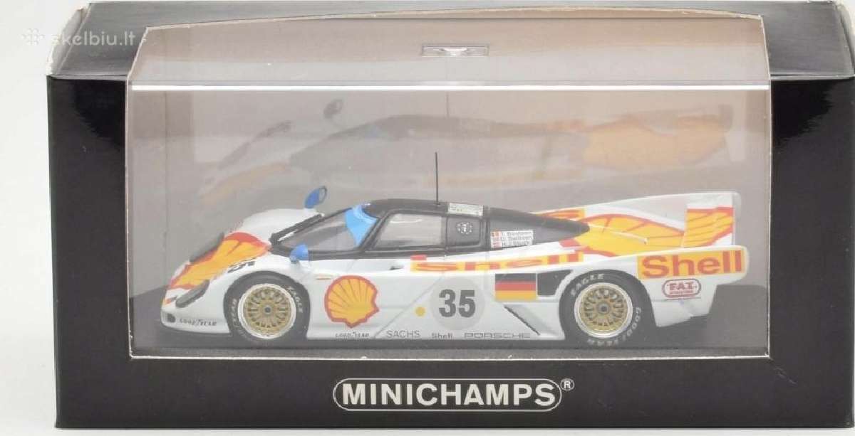 Porsche 962