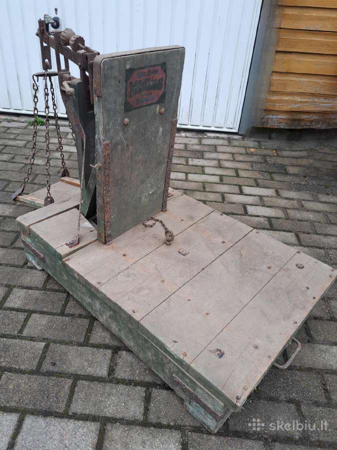 Senovinės svarstyklės
