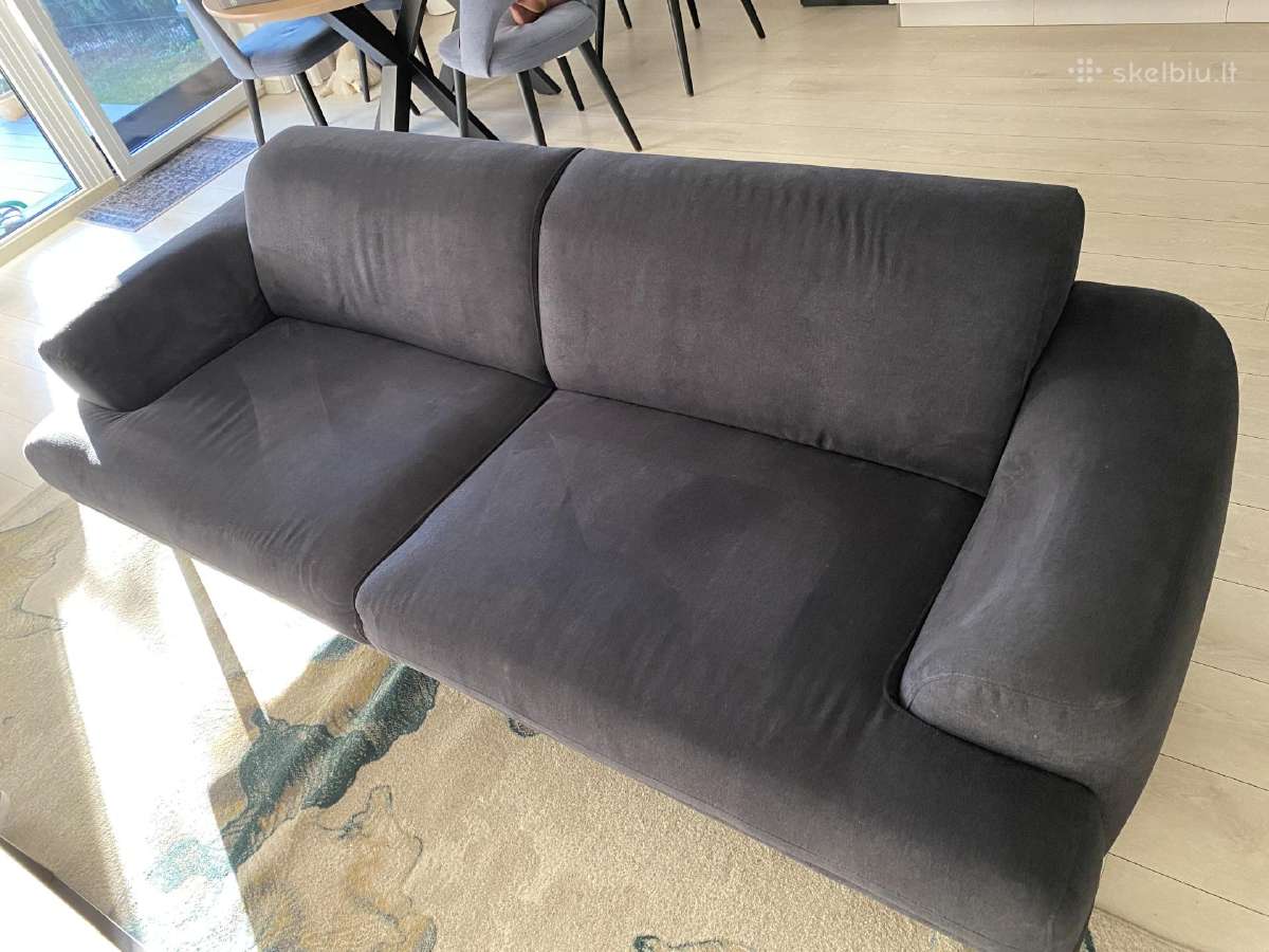 3 v Sofa