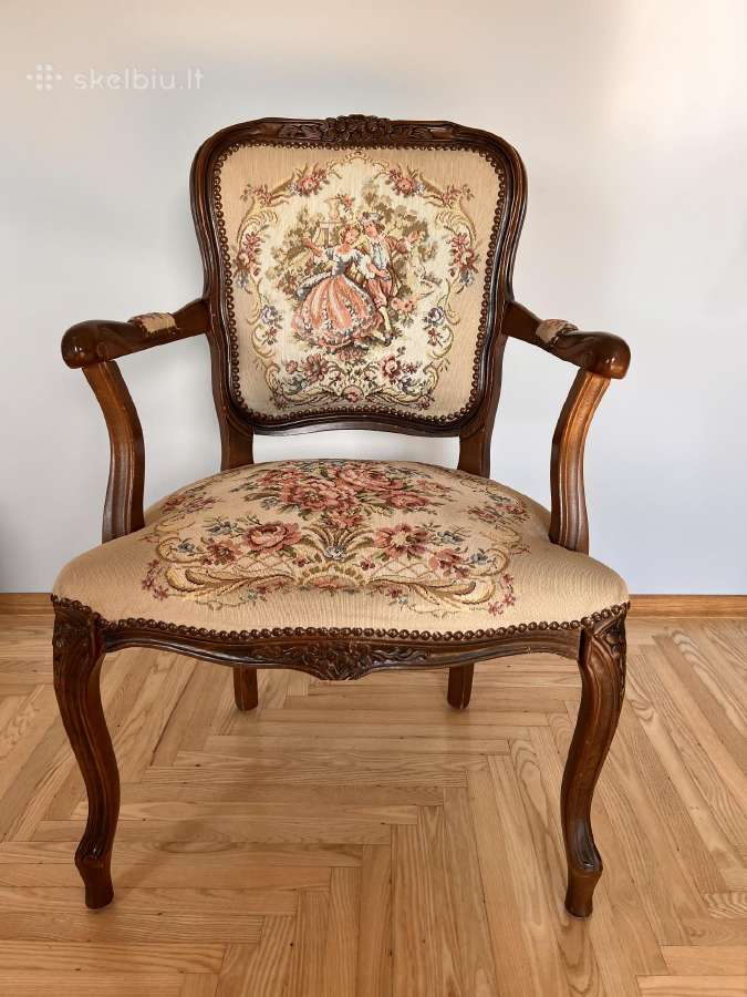 Antikvarinė kėdė