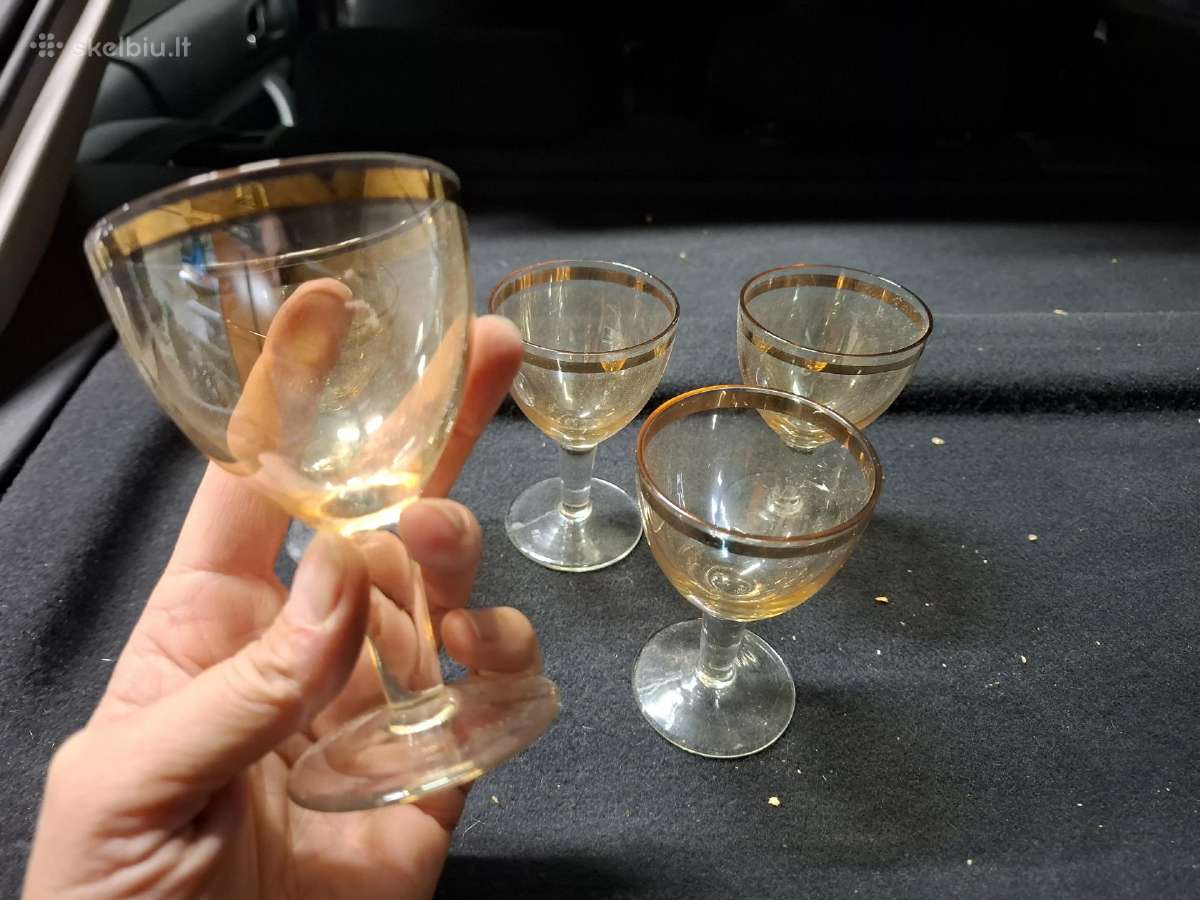 Vintažinės Krištolinės taurės rinkiniai