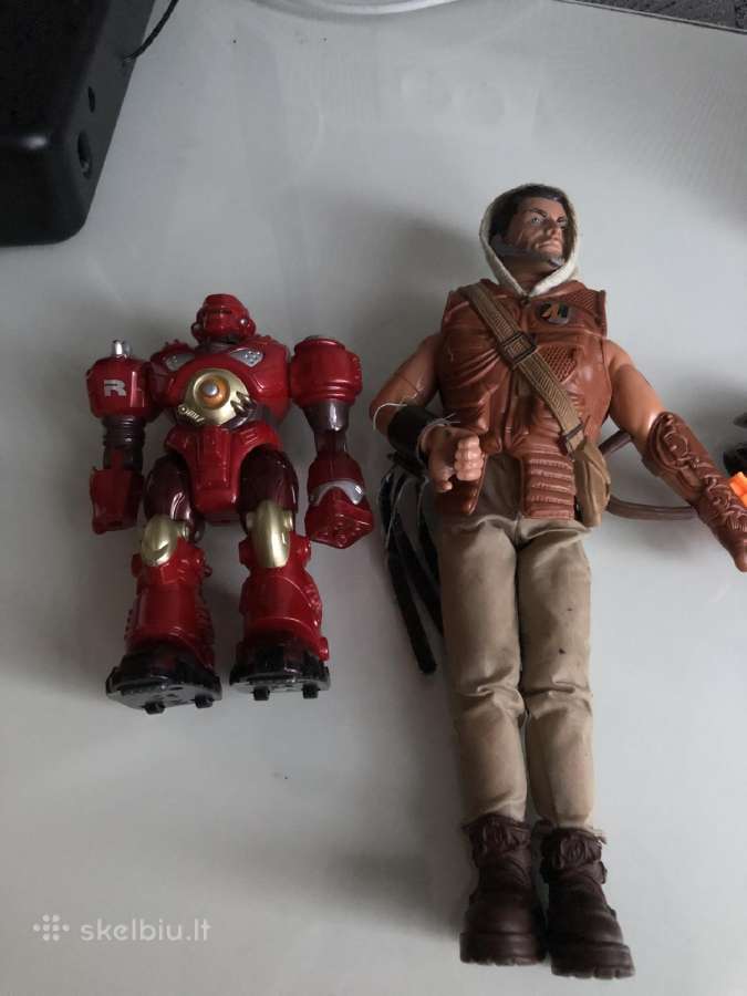 Fantastiškas ketvertas,robotas ir žmogus