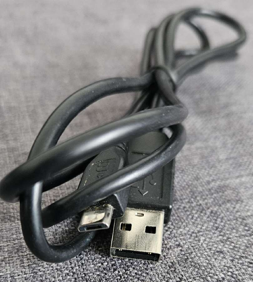 Dumenų perdavimo, pakrovimo laidas Usb ir Mini Usb