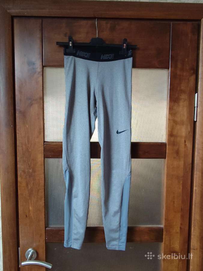 Nike tamprės