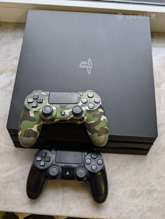 Ps4 pro, 2 pulteliai, Atristas, su 40 zaidimu! !