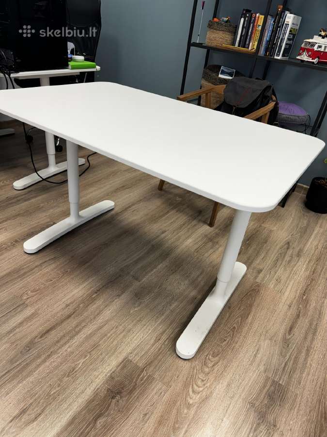 Rašomasis stalas iš ikea