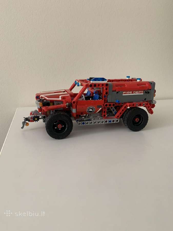 Lego Technic: First Responder (42075)