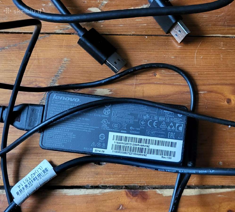 Retro žaidimu mažas Lenovo kompiuteris - nuotraukos Nr. 6