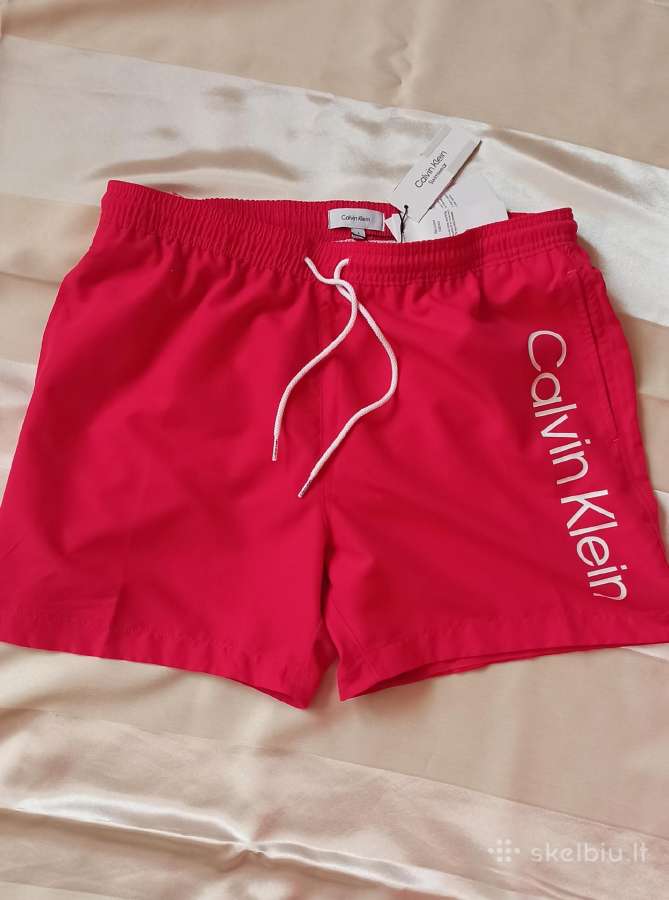 Vyriski sortai Calvin Klein.