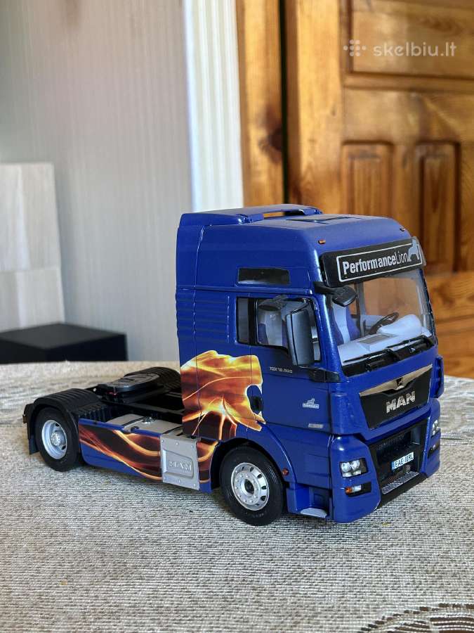 Parduodu vilkiko 1:24 Man Tgx XXL D38 modeli. - nuotraukos Nr. 4