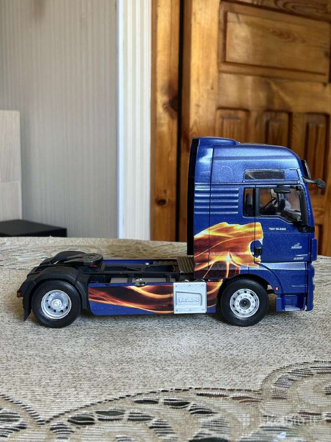 Parduodu vilkiko 1:24 Man Tgx XXL D38 modeli. - nuotraukos Nr. 5