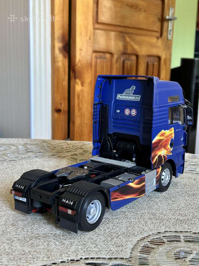 Parduodu vilkiko 1:24 Man Tgx XXL D38 modeli. - nuotraukos Nr. 6