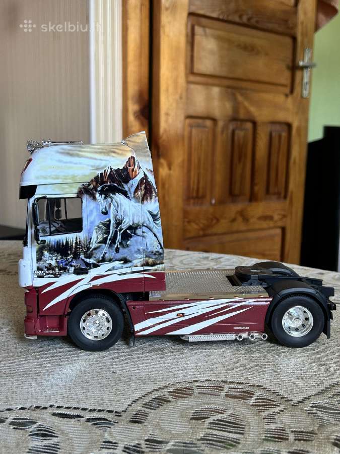Parduodu vilkiko 1:24 Daf Xf105 Space modeli. - nuotraukos Nr. 2