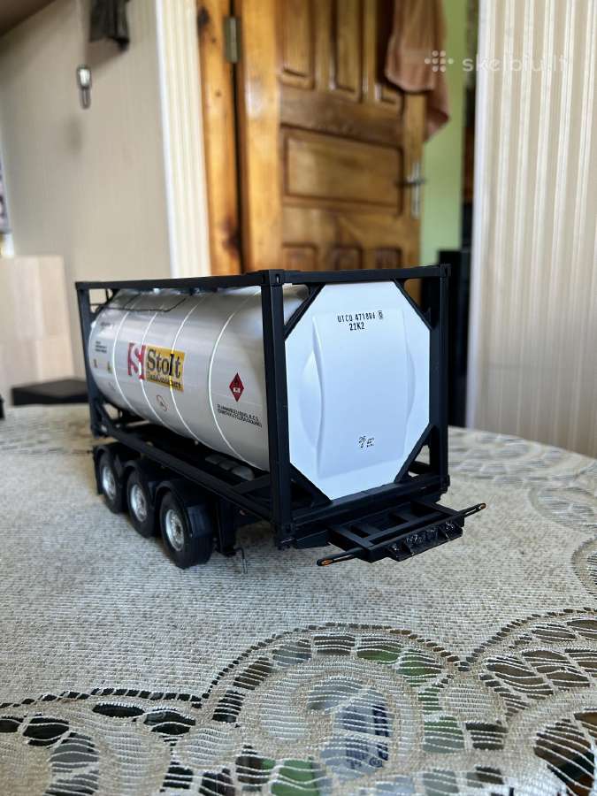 Parduodu vilkiko 1:24 puspriekabės modeli. - nuotraukos Nr. 7