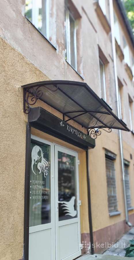 Stogeliai virš lauko durų.prancūziški balkonai - nuotraukos Nr. 8