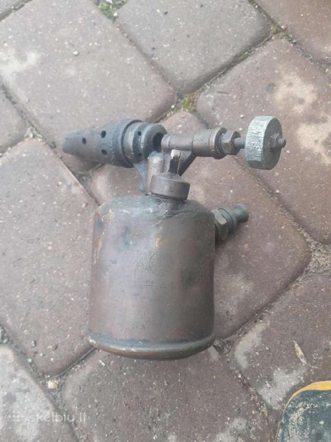 Žibalinės krosnelės,žalvarinis puodas.