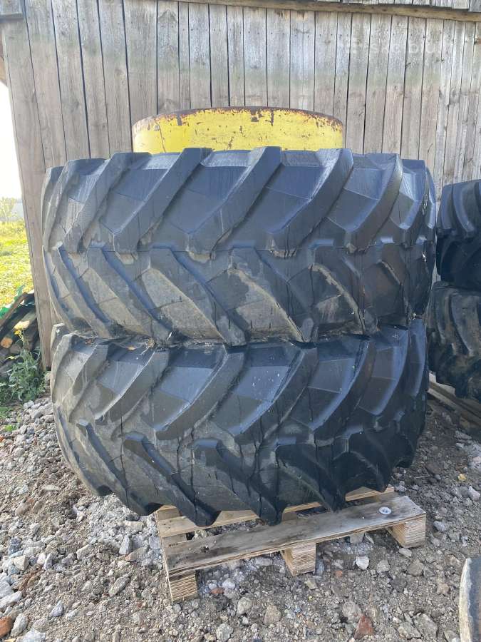 710/70/r42 Pirelli dubliai su įranga - nuotraukos Nr. 2