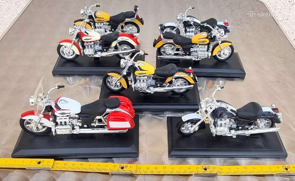 Honda valkyrie cbr ir f6c motociklai 1:18 modeliai