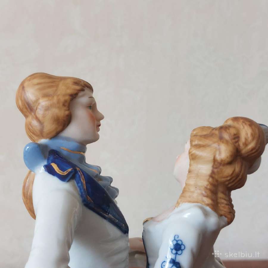 Senovinė statulėlė iš porceliano " Šokanti pora " - nuotraukos Nr. 16