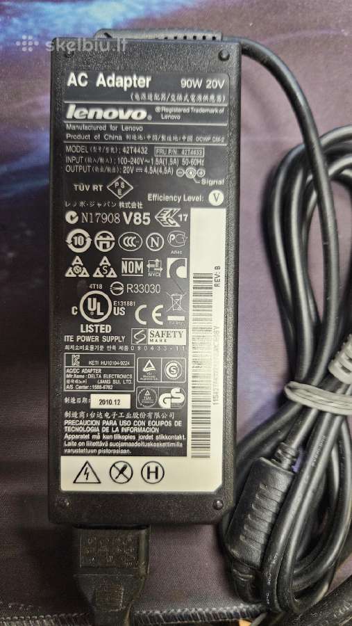 Lenovo 20v 90w 4.5a įkroviklis